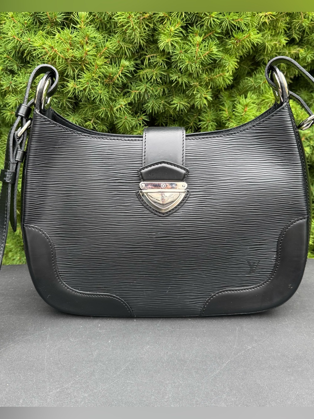 LOUIS VUITTON Musette Bagatelle Shoulder Bag Epi Black